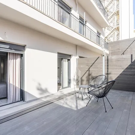 En Suites Stylish & Comfort Stay Near Acropolis-3